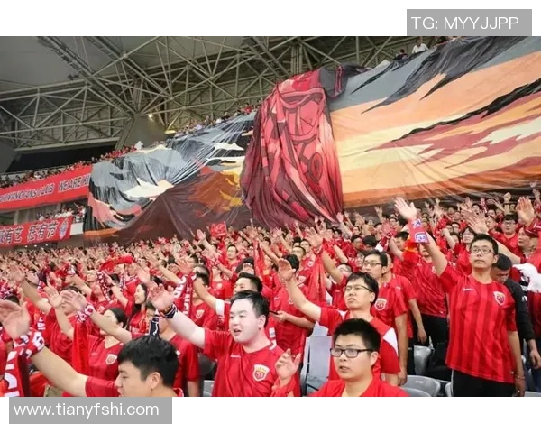 上港与浦和精彩对决录像回放全程回顾与分析